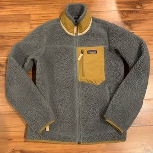 Patagonia Women’s Classic Retro-X Fleece Jacket
